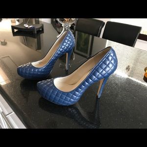 BCBG shoes